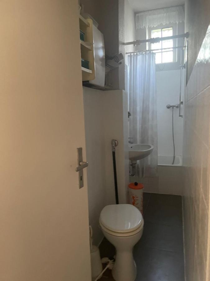 1 Schlafenzimmer 1 Whonzimmer Waschmaschine Trockner Maximum 4Personen Rheinhausen Center Appartement 1705 Duisburg Exteriör bild